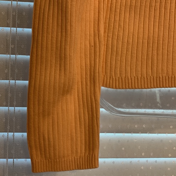 Talbots Light Weight Sweater - Picture 3 of 11